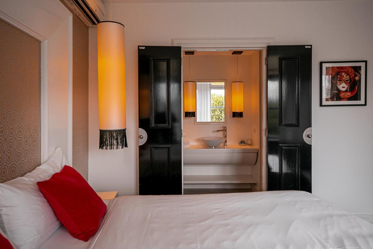 Le Theatre Hotel Maastricht Bagian luar foto