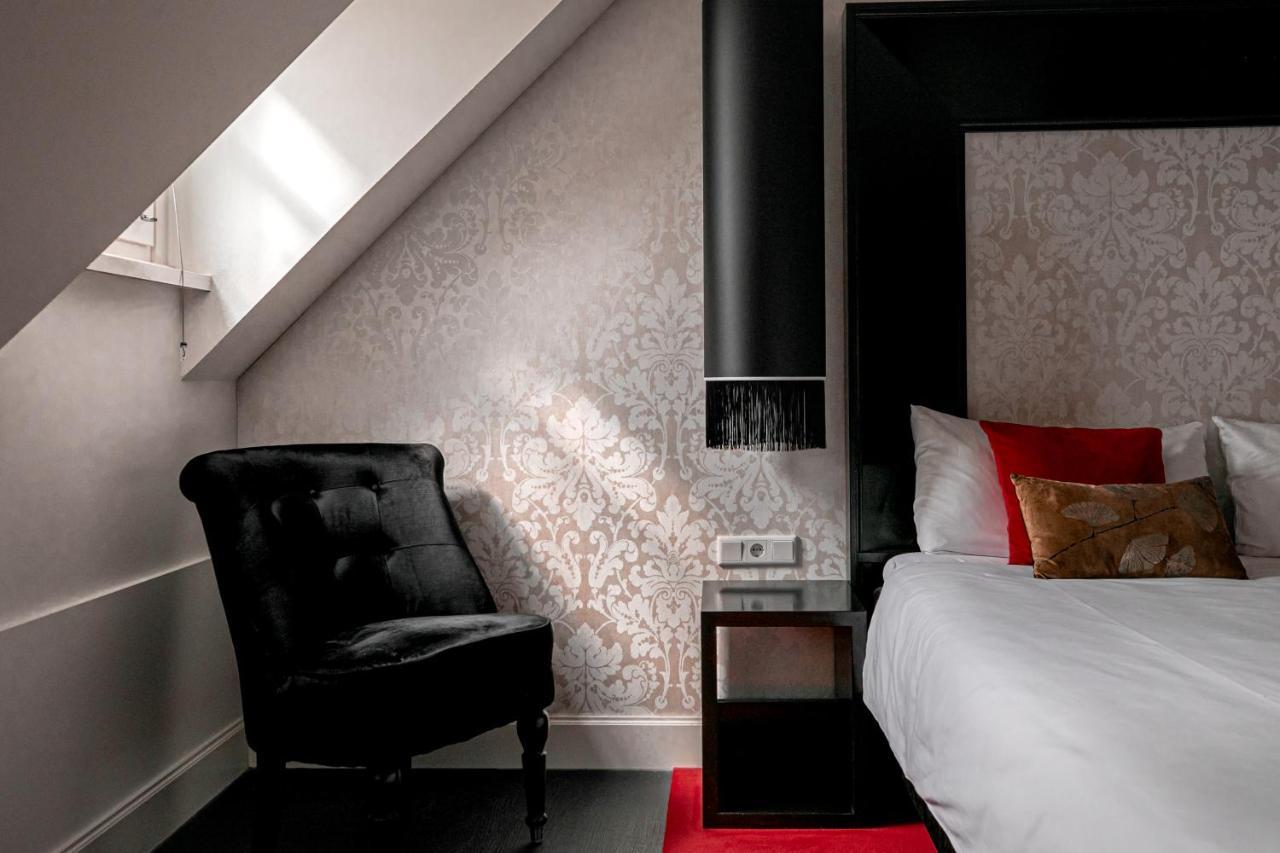 Le Theatre Hotel Maastricht Bagian luar foto
