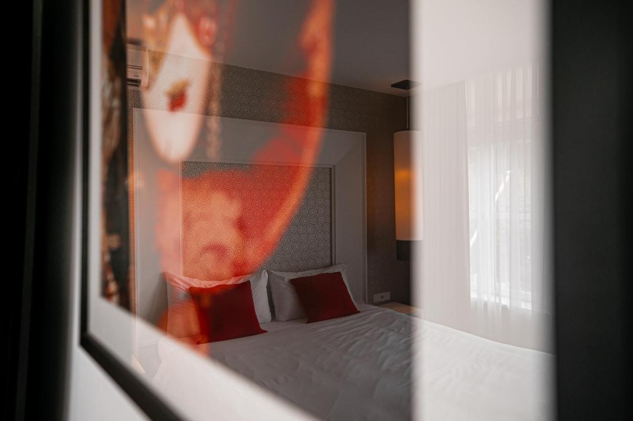 Le Theatre Hotel Maastricht Bagian luar foto