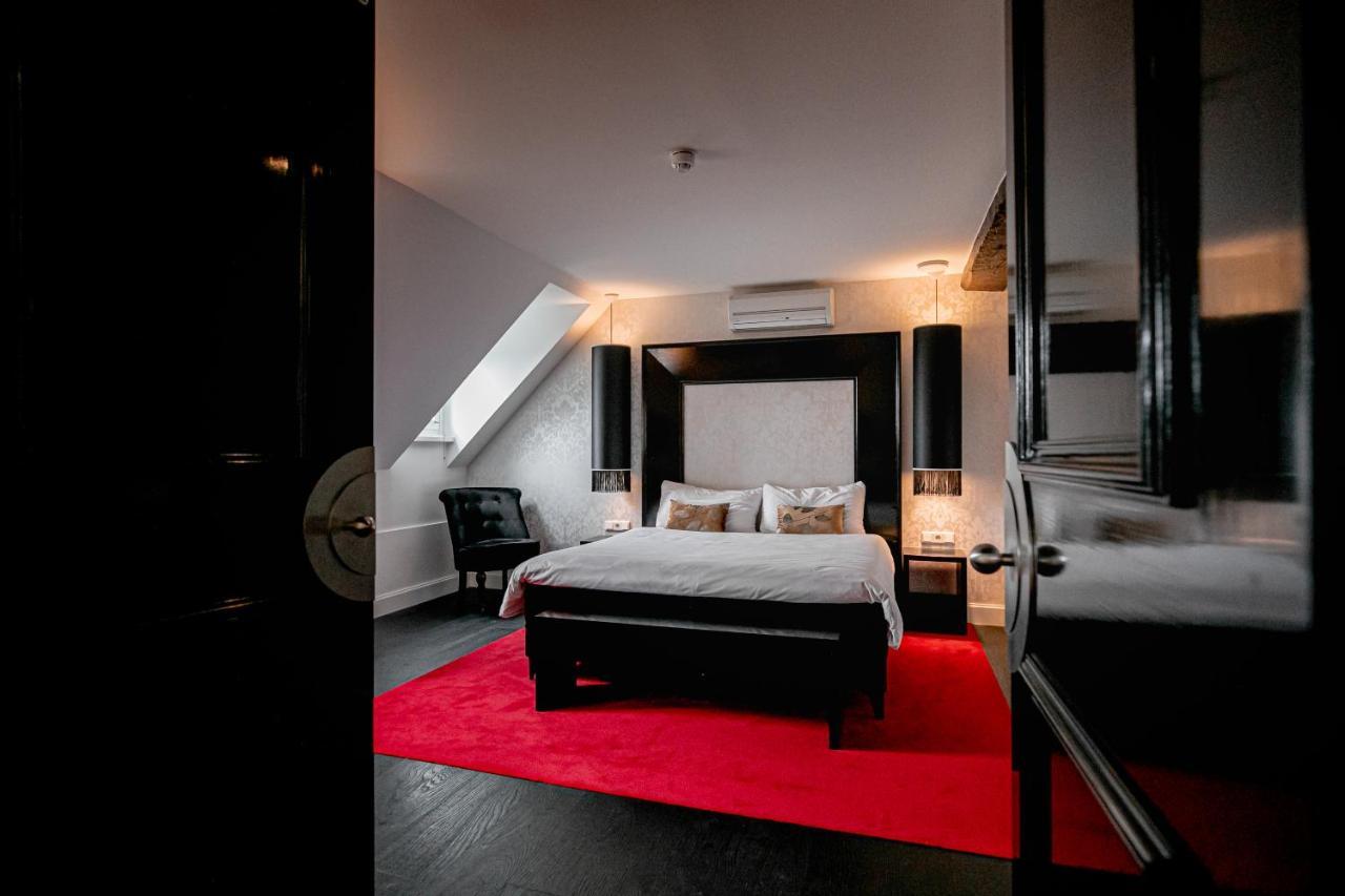 Le Theatre Hotel Maastricht Bagian luar foto