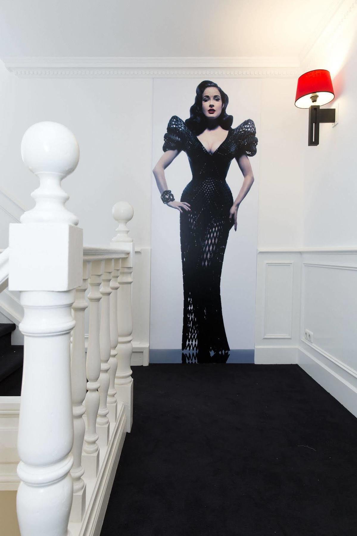 Le Theatre Hotel Maastricht Bagian luar foto